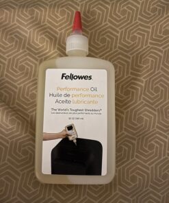 Amazon Basics 8-Sheet Strip Cut Paper, CD, and Credit Card Shredder 40 81WL90iJMSL