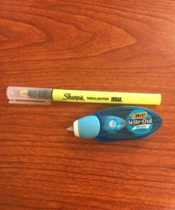 BIC Wite-Out Mini Twist Correction Tape, White, Tear-resistant, Compact and Film-Based Tape, 2-Count Pack (WOMTP21-WHI) (Packaging May Vary) 27 81WN06xz5JL