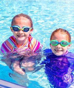 VETOKY Kids Swim Goggles, Pack of 2 Anti Fog Swimming Goggles UV Protection Clear No Leaking for Child and Youth Ages 3-12 Blue+green 13 81WrrjZZL