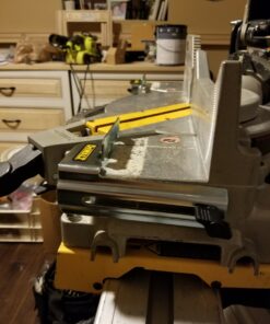 DEWALT Miter Saw Crown Stops (DW7084) 37 81X3XuJF2xL