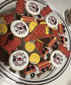 R&M International Fire Truck Cookie Cutters, Firefighter, Truck, Helmet, Hydrant, Dog, 5-Piece Set 30 81XZD2UymwL