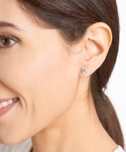 Amazon Essentials Plated Sterling Silver Cubic Zirconia Stud Earrings (Round & Princess) White/Platinum 6.5 mm Round Cut 24 81Xo0OEHggL