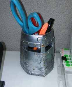 Design Toscano Knights Templar Helmet Pen Cup Desk Accessory Statue, 4 Inch, Polyresin, Pewter Finish Knight's Helmet 22 81Y H6ZftAL