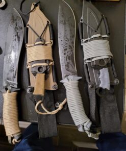 Kershaw Camp 10 Machete, Fixed Blade Knife, 10" 65Mn Carbon Tool Steel Blade, Includes Sheath, Camp Series Machete, Outdoor and Survival Tool,Black 1077 46 81YJpHVpY3L