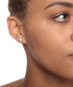 HinsonGayle Handpicked 8.0-8.5mm White Button Freshwater Cultured Pearl Stud Earrings (Silver) 9 81YvejZ6pBL