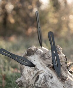 Smith & Wesson Bullseye Throwing Products with Full Tang Stainless Steel Design and Protective Nylon Sheaths for Recreation and Competition 8" Black Throwing Knives 34 81Z0b8XlDTL