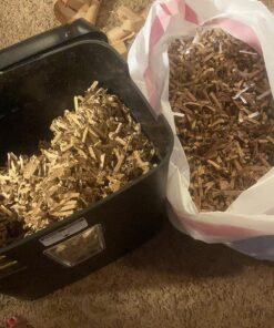 Amazon Basics 12 Sheet Cross Cut Paper and Credit Card Home Office Shredder with 4.8 Gallon Bin, Black 32 81ZI1M7YZDL