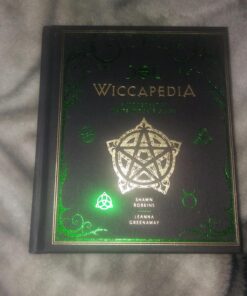Wiccapedia: A Modern-Day White Witch's Guide (Volume 1) (The Modern-Day Witch) 35 81ZSA2uVhIL