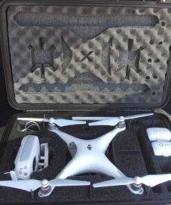 Case Club Pre-Cut Waterproof Drone Case with Wheels, Extension Handle & 2 Moisture Absorbing Silica Gel - Fits DJI Phantom 4 (Propellers On) 64 81ZcF5p3vyL 3