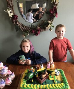 John Deere Animal Sounds Hayride Musical Tractor Toy - Musical Hayride and Farm Animal Toddler Toys - Includes Farmer Figure, Tractor, and 4 Farm Animals - Ages 12 Months and Up 15 81a3ZRc4npL