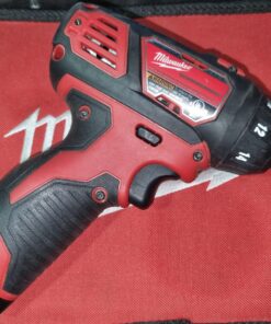 Milwaukee 48-11-2420 M12 REDLITHIUM 2.0 Compact Battery Pack (1-Pack) 1 Count (Pack of 1) 20 81aE6WVI0HL