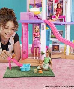 Barbie DreamHouse Dollhouse with 75+ Accessories and Wheelchair Accessible Elevator, 10 Play Areas, 3 Custom Light Settings & Music (Amazon Exclusive) 17 81aLgnjknQL