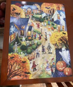 Vermont Christmas Company Halloween Town Jigsaw Puzzle 550 Piece 16 81amMAuL0zL