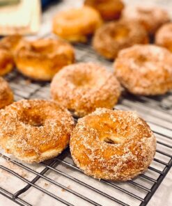 Wilton Non-Stick 6-Cavity Donut Baking Pans, 2-Count Gray Donut Pans 37 81apKBhbKeL