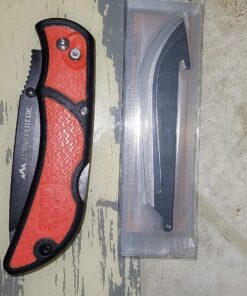 OUTDOOR EDGE 3.5" RazorLite EDC Knife. Pocket Knife with Replaceable Blades and Clip. The Perfect Hunting Knife for Skinning Deer. Blaze Orange with 6 Blades Orange (6 Blades) 33 81bAQjDhRIL