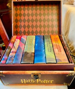 Toy Store - Harry Potter Hardcover Limited Edition Boxed Set: All 7 Books in Chest BRAND NEW - New Arrival 22 81bEaMw4RL