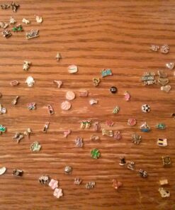 Miraclekoo 100 Pcs Floating Charms Assorted Mix DIY for Floating Lockets Glass Living Memory Lockets,Random Style 22 81bkBGIP0dL