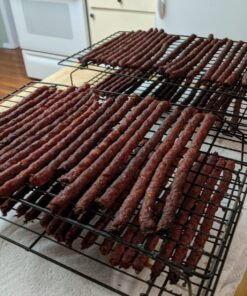 Wilton Excelle Elite 3-Tier Cooling Rack for Cookies, Cake and More - Cool Batches of Cookies, Cake Layers or Finger Foods, Black 61 81bryjz5TgL