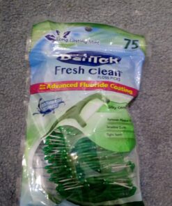 DenTek Fresh Clean Floss Picks, For Extra Tight Teeth, 75 Count 75 Count (Pack of 1) 34 81cI3M6e6GL