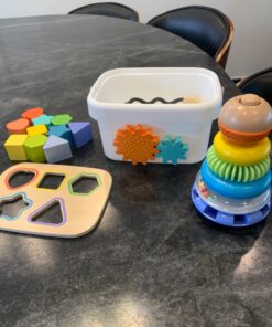 Amazon Basics Wooden Shape Sorter and Rainbow Stacker, Classic Sorting Toy for Babies, Toddlers, Children Age 12+ Months, Multicolor 59 81cPs7WpTQL