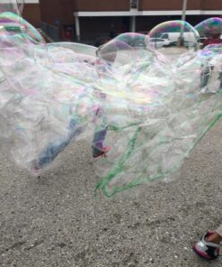 Froggy's Fog High Color Bubble Juice, Strong, Long-Lasting Bubble Solution Creates Iridescent Bubbles for Bubble Machines, Bubblers, Bubble Toys and Bubble Wands, 1 Gallon 31 81caLSI3ycL