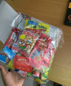 Assorted Japanese Junk Food Snack "Dagashi" Economical 34 Packs of 27 Types Assorted 34 Piece Set 51 81ccTdnUekL