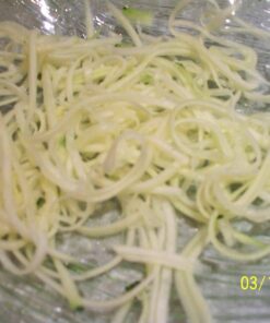 Precision Kitchenware - Ultra Sharp Stainless Steel Dual Julienne & Vegetable Peeler with Cleaning Brush & Blade Guard 33 81dU4guDaIL