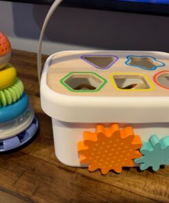 Amazon Basics Wooden Shape Sorter and Rainbow Stacker, Classic Sorting Toy for Babies, Toddlers, Children Age 12+ Months, Multicolor 55 81dUpISqctL