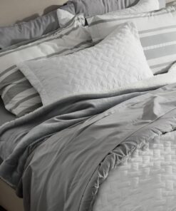 Bedsure Sherpa Fleece Throw Blanket for Couch - Thick and Warm Blanket for Winter, Soft and Fuzzy Throw Blanket for Sofa, Fall Throw Blanket, Grey, 50x60 Inches Throw (50" x 60") Dark Grey 21 81dc 0QZY9L