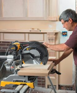 DEWALT DW718 12-Inch Double-Bevel Slide Compound Miter Saw 11 81eOJ5uA xL