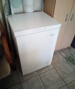 Midea MRC04M3AWW, White 3.5 cu. ft. Mini Freezer, Cubic Feet 3.5 Cubic Feet 69 81eQi5gjgGL