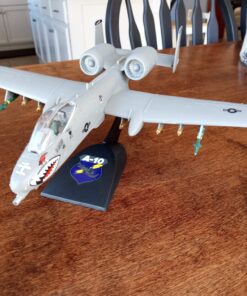 Revell SnapTite A-10 Warthog Plastic Model Kit , White 33 81ejbybbxL