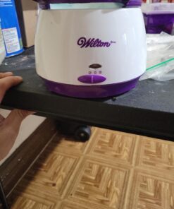 Wilton Candy Melts Candy And Chocolate Melting Pot, 2.5 Cups 47 81emQiUyRRL