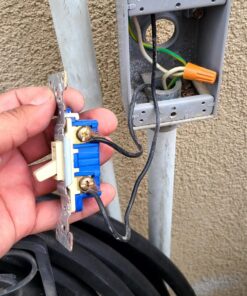 Kasa Smart Light Switch HS200, Single Pole, Needs Neutral Wire, 2.4GHz Wi-Fi Light Switch Works with Alexa and Google Home, UL Certified, No Hub Required , White Single-Pole Switch 64 81epMwrDnJL