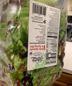 FRESHPAPER Keeps Fruits & Vegetables Fresh for 2-4x Longer, 8 Reusable Food Saver Sheets for Produce (1 Pack), Made in the USA by The FRESHGLOW Co 29 81f6e1NZacL