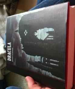 Dracula (Dover Thrift Editions: Classic Novels) 6 81fY7fiYJnL