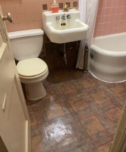 Nexus Self Adhesive 12-Inch Vinyl Floor Tiles, 20 Tiles - 12" x 12", Spanish Rose Pattern - Peel & Stick, DIY Flooring for Kitchen, Dining Room, Bedrooms & Bathrooms by Achim Home Decor 56 81fYhsjw0CL