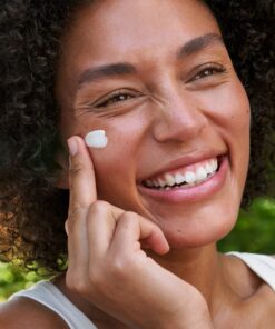 Weleda Skin Food Original Ultra-Rich Body Cream 2.5 Fluid Ounce, Plant Rich Hydrating Moisturizer with Pansy, Chamomile and Calendula 2.5 Fl Oz (Pack of 1) 28 81giZ1Os5lL