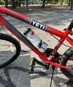 USHAKE Water Bottle Cages, Basic MTB Bike Bicycle Alloy Aluminum Lightweight Water Bottle Holder Cages Brackets(2 Pack- Drilled Holes Required) Black 31 81gjYnbAdPL