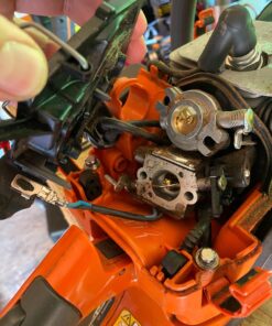 Husqvarna 506450401 Chainsaw Carburetor Genuine Original Equipment Manufacturer (OEM) Part 5 81gm hJuvNL