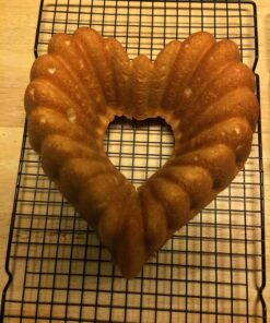 Nordic Ware Elegant Heart Bundt Pan 44 81h0laGP5L