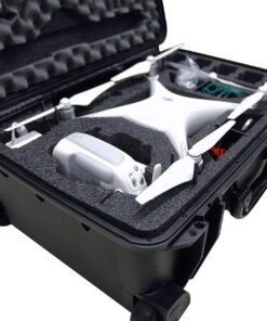 Case Club Pre-Cut Waterproof Drone Case with Wheels, Extension Handle & 2 Moisture Absorbing Silica Gel - Fits DJI Phantom 4 (Propellers On) 39 81h2ZnvdGyL