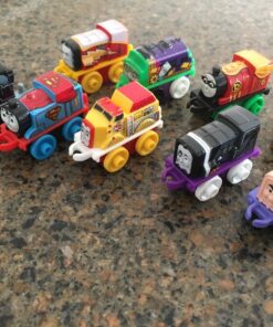 Fisher-Price Thomas & Friends MINIS, DC Super Friends #1 (9-Pack) 16 81h7GNebekL