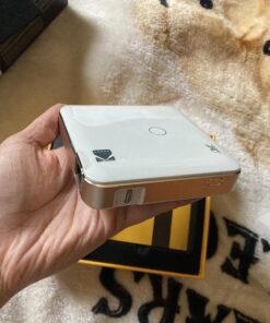 KODAK Luma 150 Ultra Mini Pocket Pico Projector - Built in Rechargeable Battery & Speaker, 1080P Support Portable Wireless LED DLP Movie & Video Travel Projector, connects to iPhone and Android 32 81i5vBqDUHL