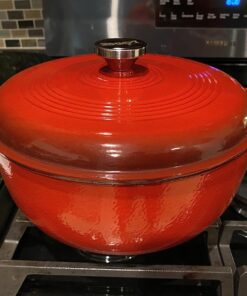 Lodge 6 Quart Enameled Cast Iron Dutch Oven with Lid – Dual Handles – Oven Safe up to 500° F or on Stovetop - Use to Marinate, Cook, Bake, Refrigerate and Serve – Island Spice Red 44 81jOHST1y9L