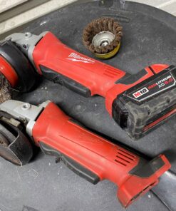 Milwaukee 2680-20 M18 18V Lithium Ion 4 1/2 Inch Cordless Grinder with Burst Resistant Guard and Paddle Switch Design 28 81jRz1GRRfL