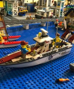 LEGO City Fishing Boat 60147 Creative Play Toy 28 81jU7bxskrL