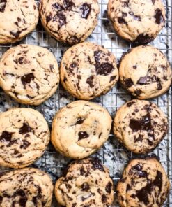 The Cookie Book: Decadent Bites for Every Occasion Paperback 40 81kAM Vz4PL