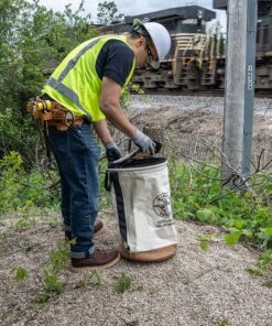 Klein Tools 5104CLR22 Heavy Duty Top Closing Bucket Made of No. 1 Canvas, Load Rated Up to 150-Pounds With Zipper on top, 22-Inch 9 81kjIgHeaS