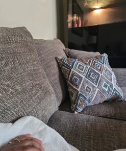 Fairfield The Original Poly-Fil, Premium Polyester Fiber Fill, Soft Pillow Filler, Stuffing for Stuffed Animals, Toys, Cloud Decorations, and More, Machine-Washable, 5 lbs. Box, White 5 lb 40 81kuTVRKEKL